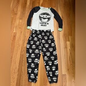 Star Wars Baby Yoda Pajama Set - Black and White
